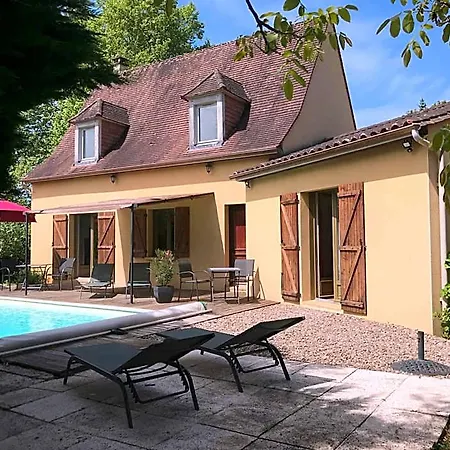 Les Mas Du Peintre Bed & Breakfast 4*