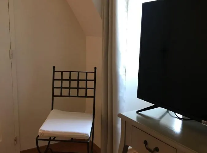 Les Mas Du Peintre Сарла-ла-Канеда