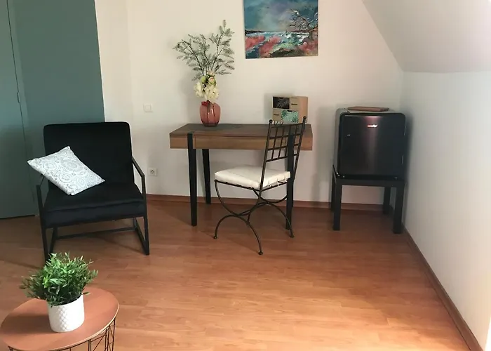 Les Mas Du Peintre Bed & Breakfast